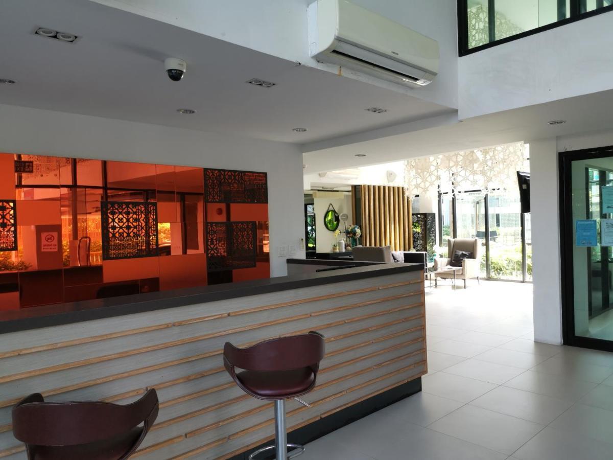 5 Floor - Centrio Condominium In Phuket Town - 30 Mins To Beaches Esterno foto